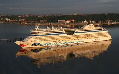 Transreise 2023 Besttarif - AIDAluna - Von Kiel in die Karibik